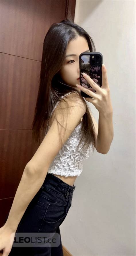 annonce escort asiatique|Female Escorts in Greater Montreal Area 